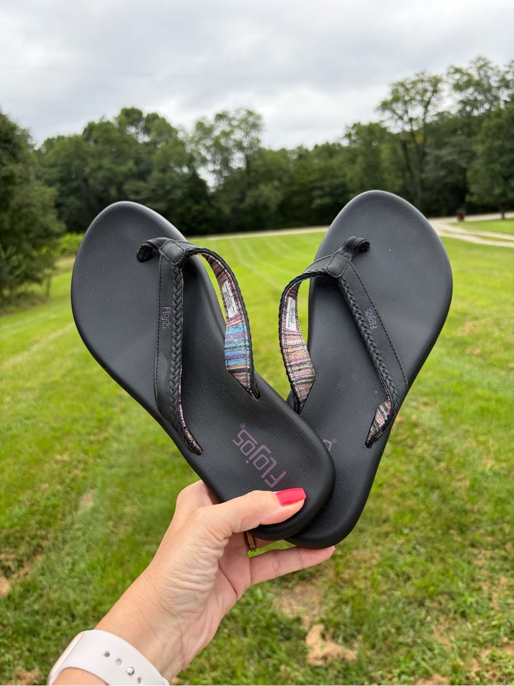 Flojos Flip Flops sandals Women’s 9 Black Great Shape Beach Summer Resortwear